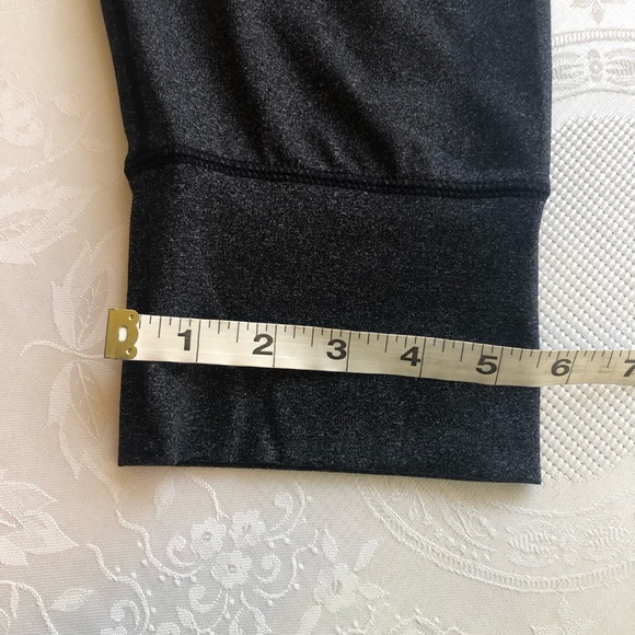 Zumba Fitness Marvelous Women’s Size M Grey Capri Leggings Pants High-Waisted - Picture 12 of 16